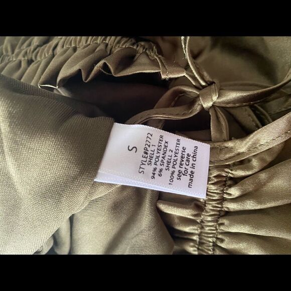 Active USA Romper Size S - Picture 6 of 6